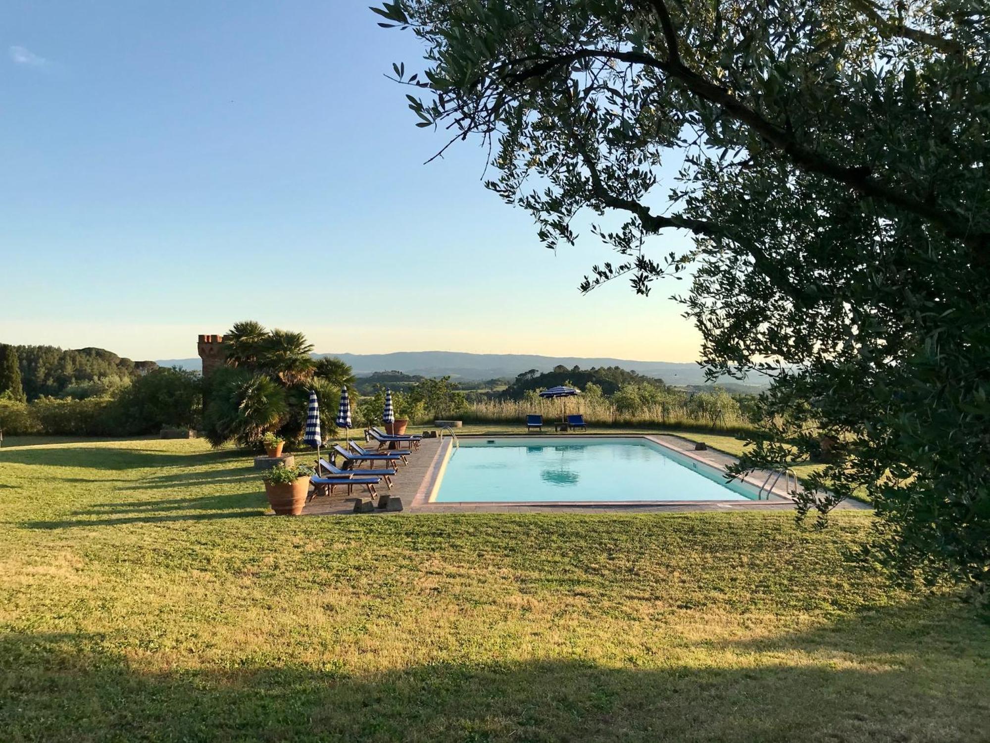 Agriturismo La Palazzina Palaia Exterior photo